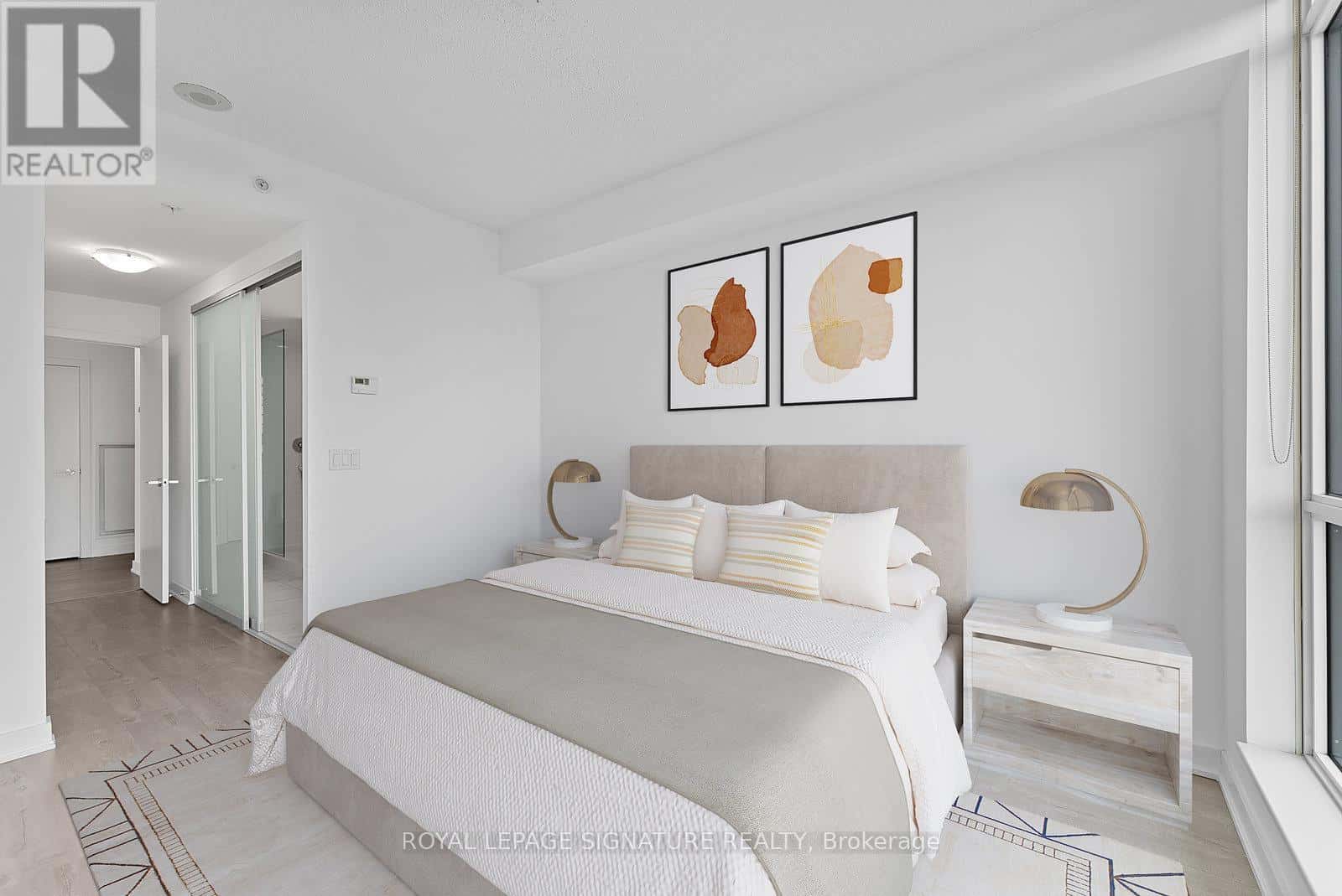 2906 - 199 RICHMOND STREET W — Toronto (Waterfront Communities), Ontario - Photo 4 of 21