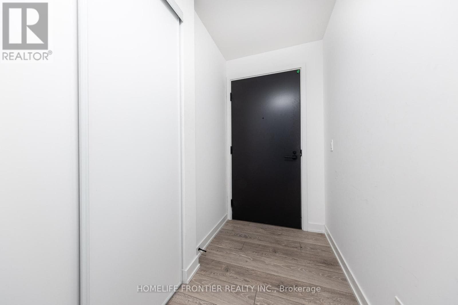 4702 - 108 PETER STREET — Toronto (Waterfront Communities), Ontario - Main photo