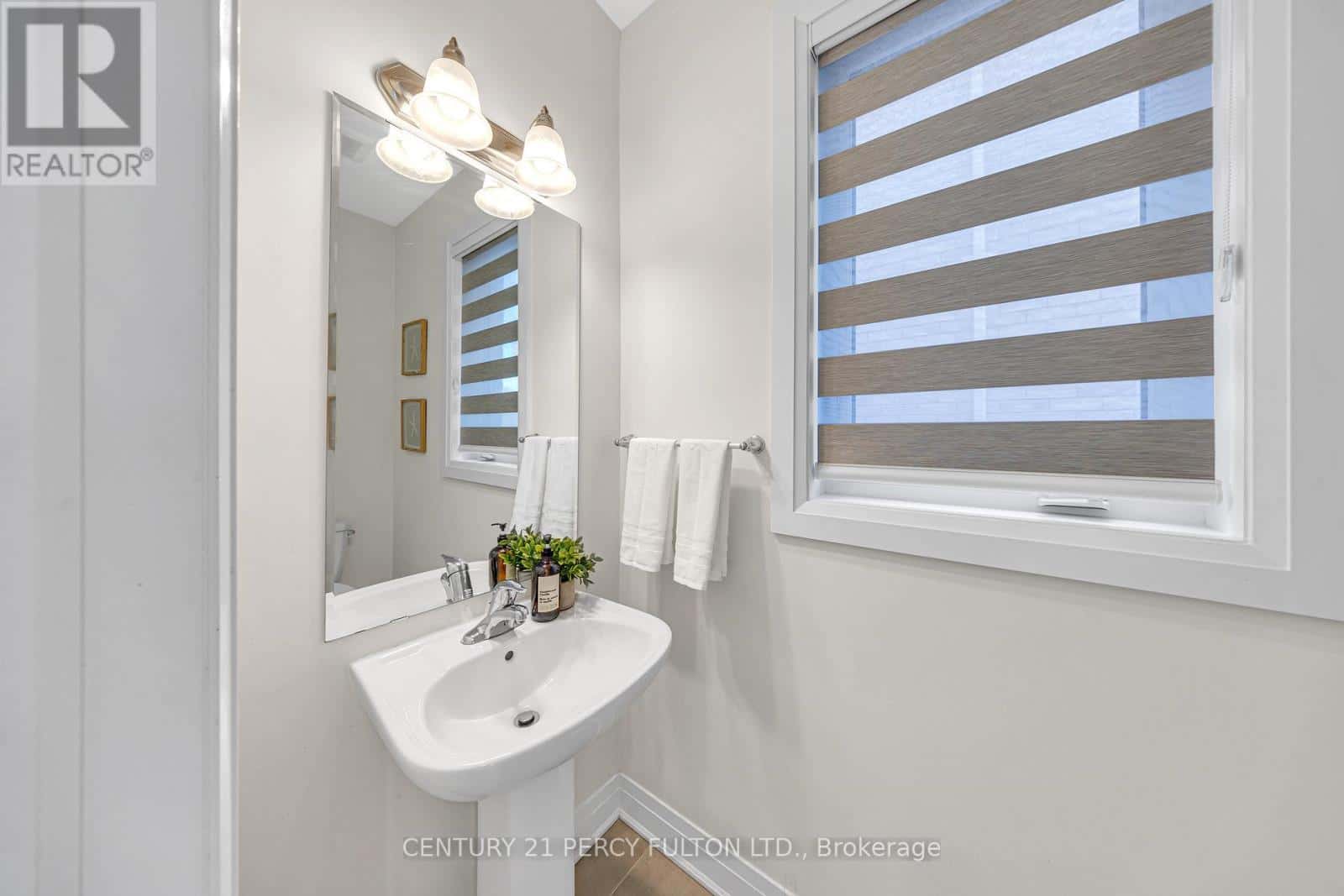 3136 WILLOWRIDGE PATH — Pickering, Ontario - Photo 3 of 41