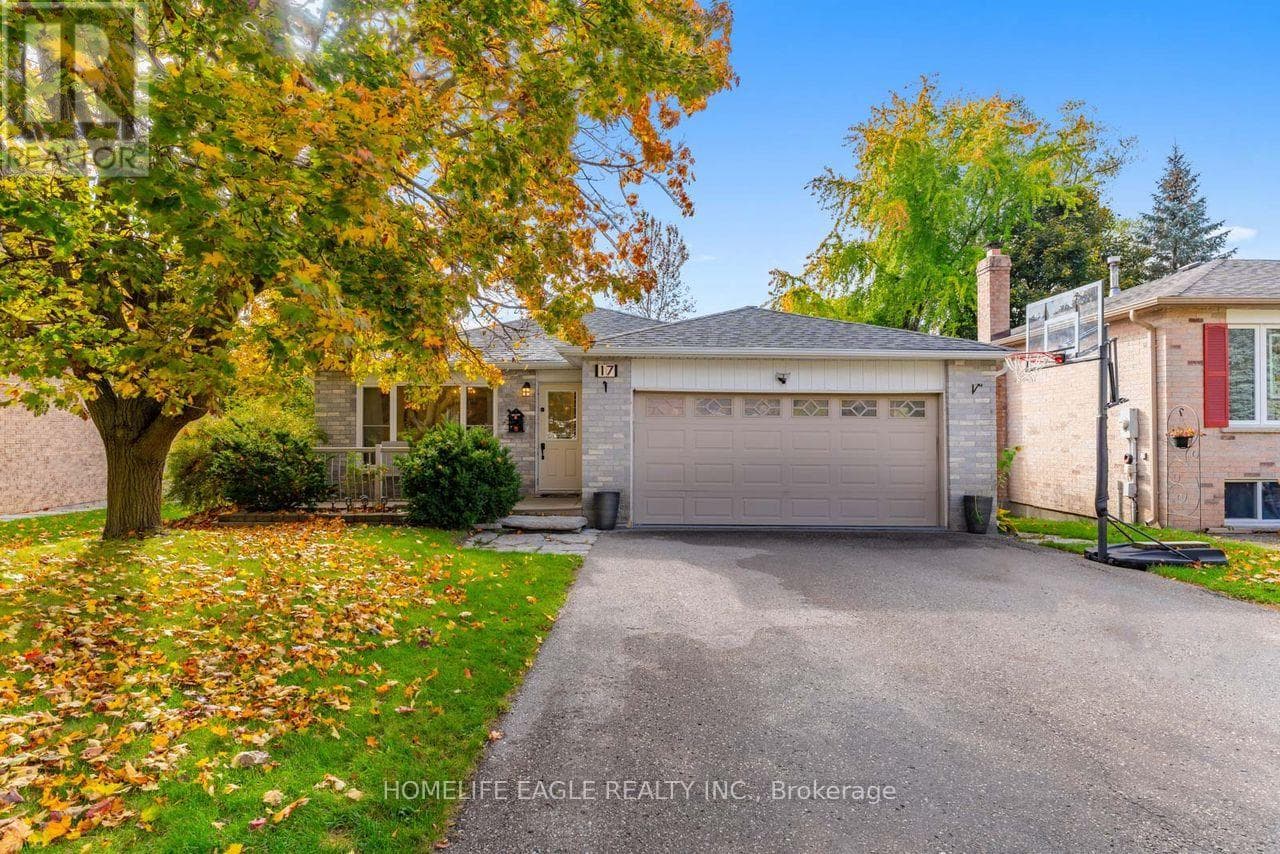 17 BECKETT AVENUE — East Gwillimbury (Holland Landing), Ontario - Main photo