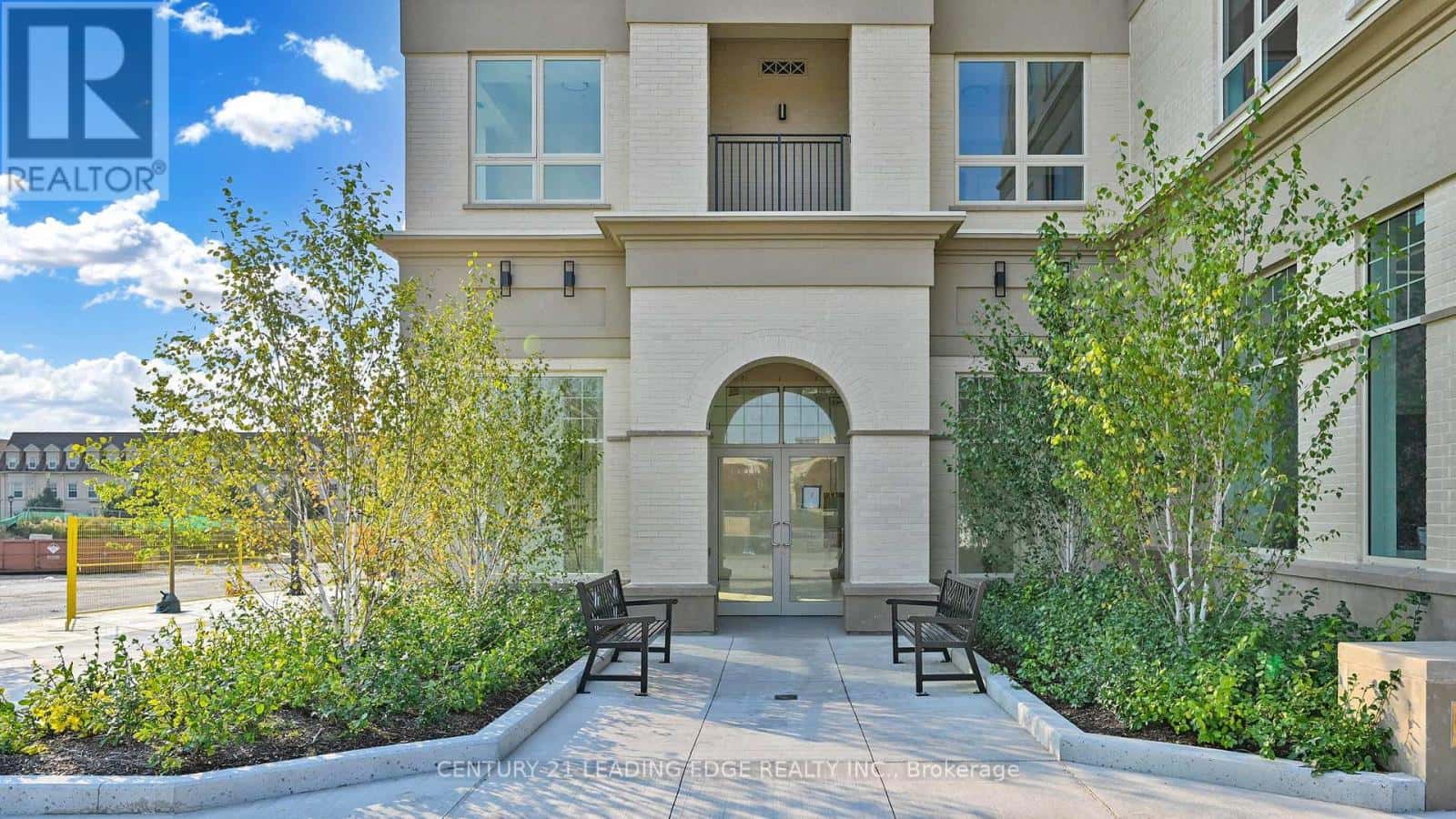 216 - 101 CATHEDRAL HIGH STREET — Markham (Cathedraltown), Ontario - Photo 3 of 28