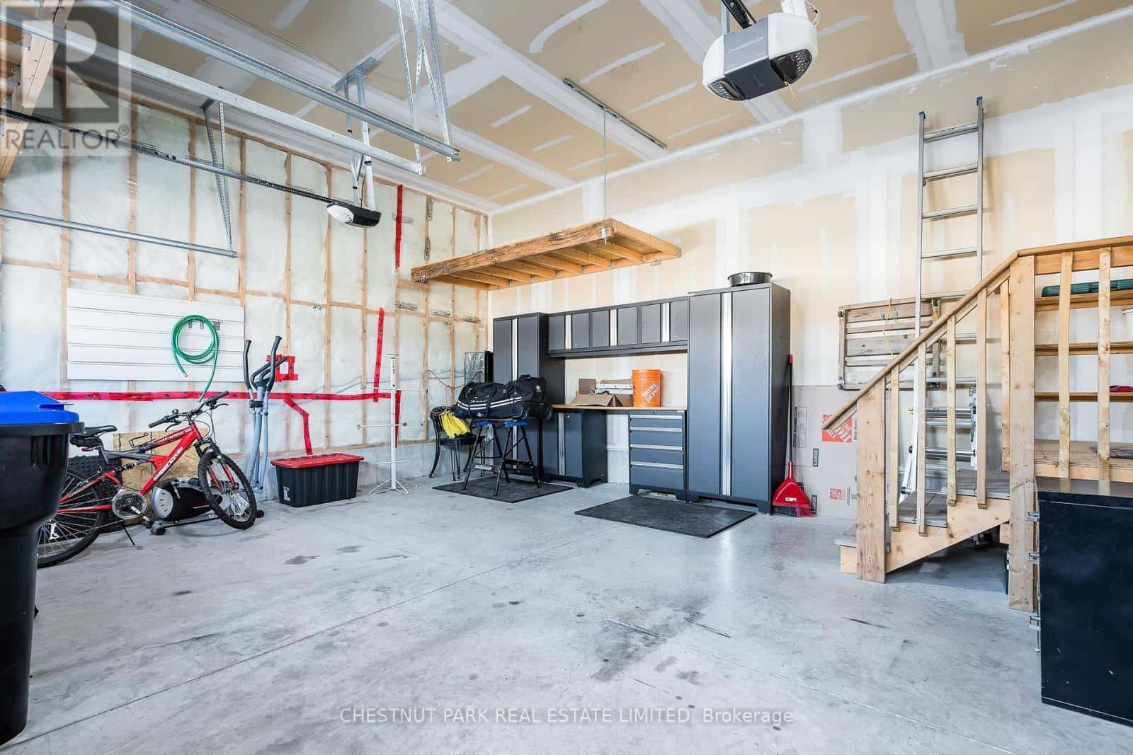 15 PATCHELL COURT — Springwater (Elmvale), Ontario - Photo 4 of 35