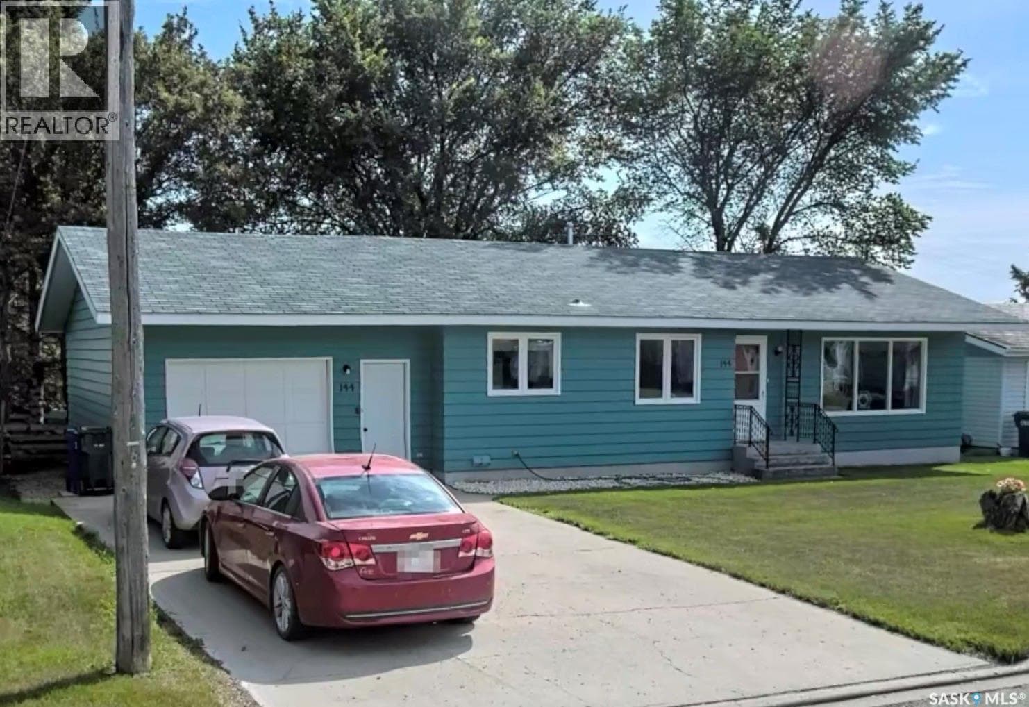 144 Assiniboine TERRACE — Kamsack, Saskatchewan - Main photo