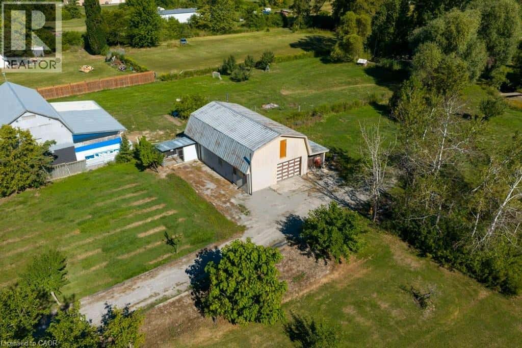 595 GREEN MOUNTAIN Road E — Stoney Creek, Ontario - Photo 2 of 44