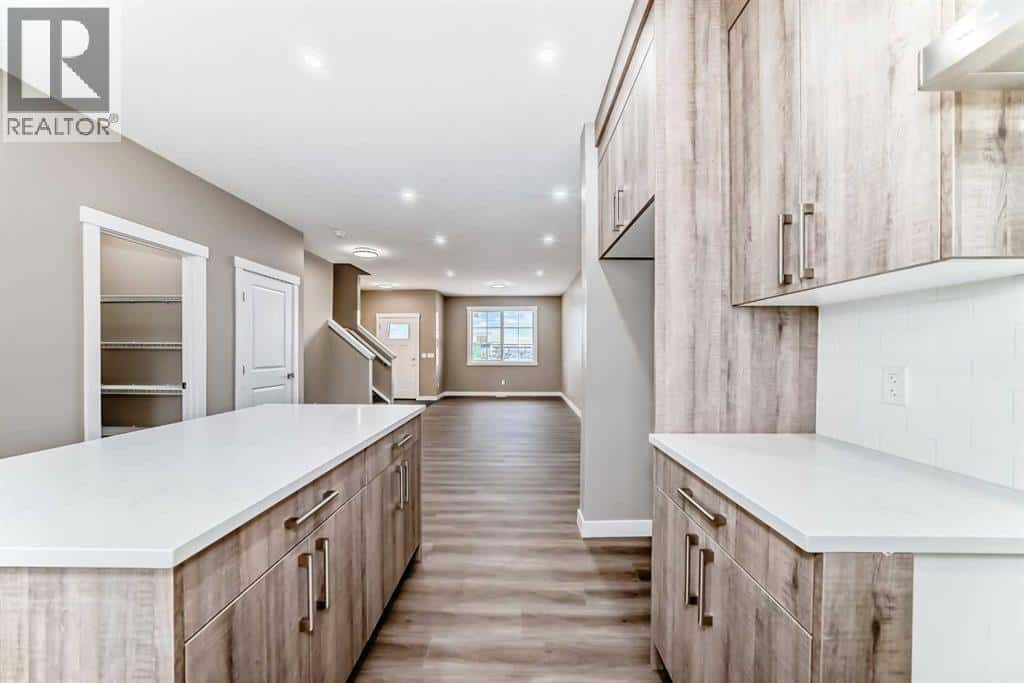 136 Belvedere Park SE — Calgary, Alberta - Photo 5 of 36