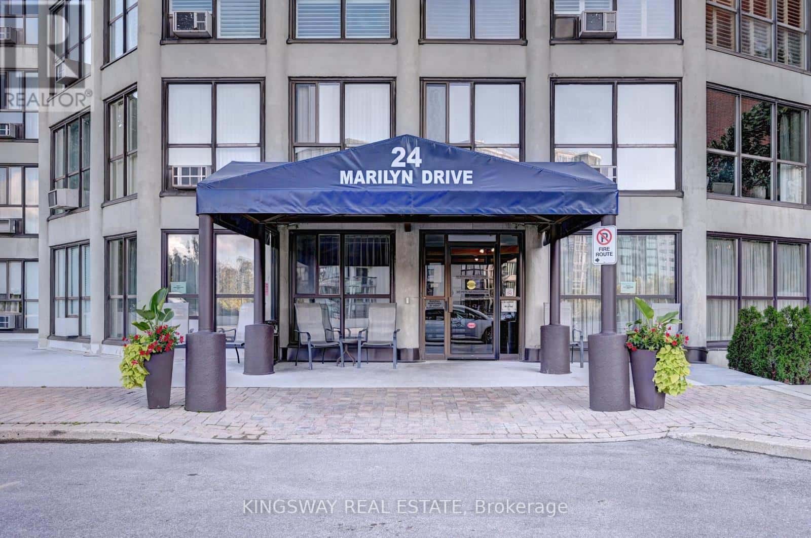 401 - 24 MARILYN DRIVE N — Guelph (Riverside Park), Ontario - Photo 4 of 43