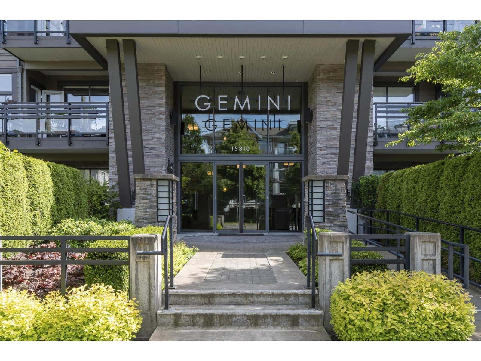 106 15310 17A AVENUE — Surrey, British Columbia - Photo 2 of 25