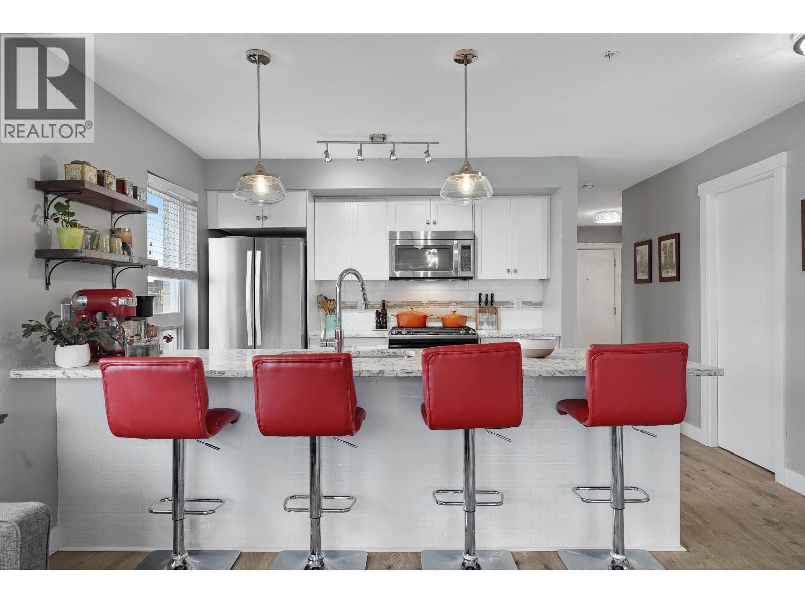 210 4815 55B STREET — Delta, British Columbia - Main photo