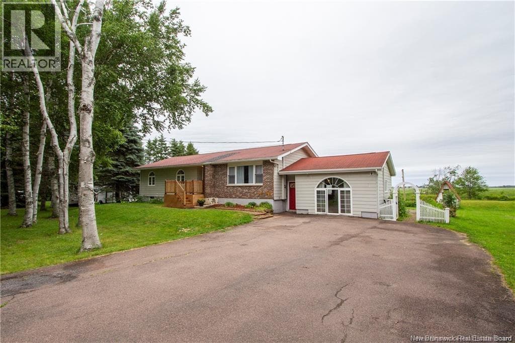 75 Cap Brule — Boudreau, New Brunswick - Main photo