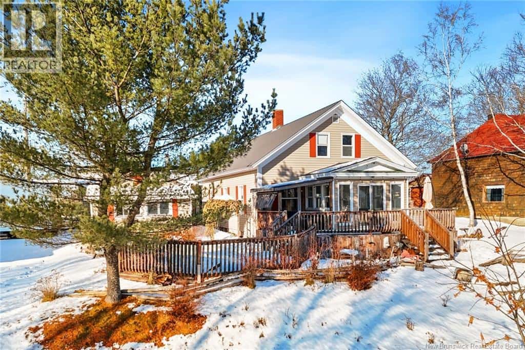 29 Rockland Drive — McAdam, New Brunswick - Photo 3 of 44