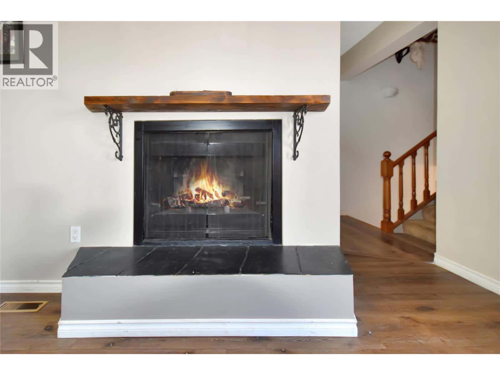 19 Wattsville Road — Cranbrook, British Columbia - Photo 5 of 42