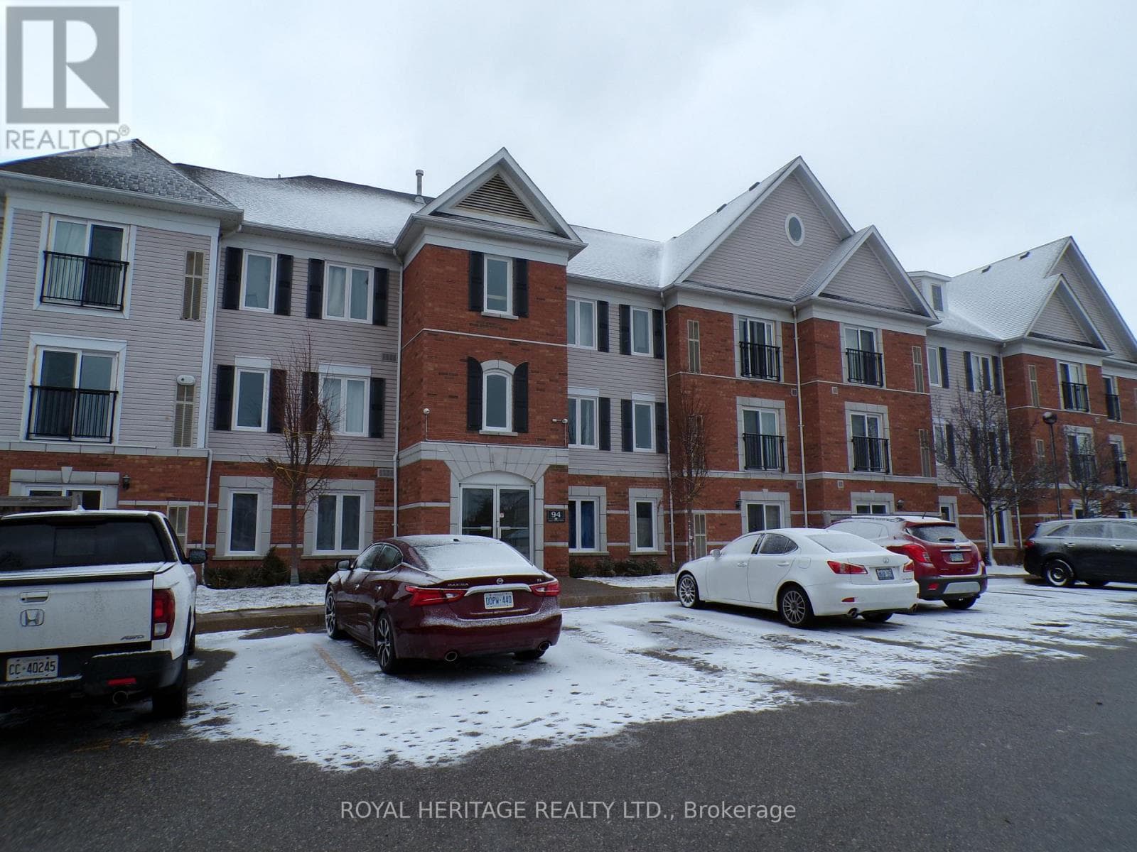 106 - 94 ASPEN SPRINGS DRIVE — Clarington (Bowmanville), Ontario - Main photo