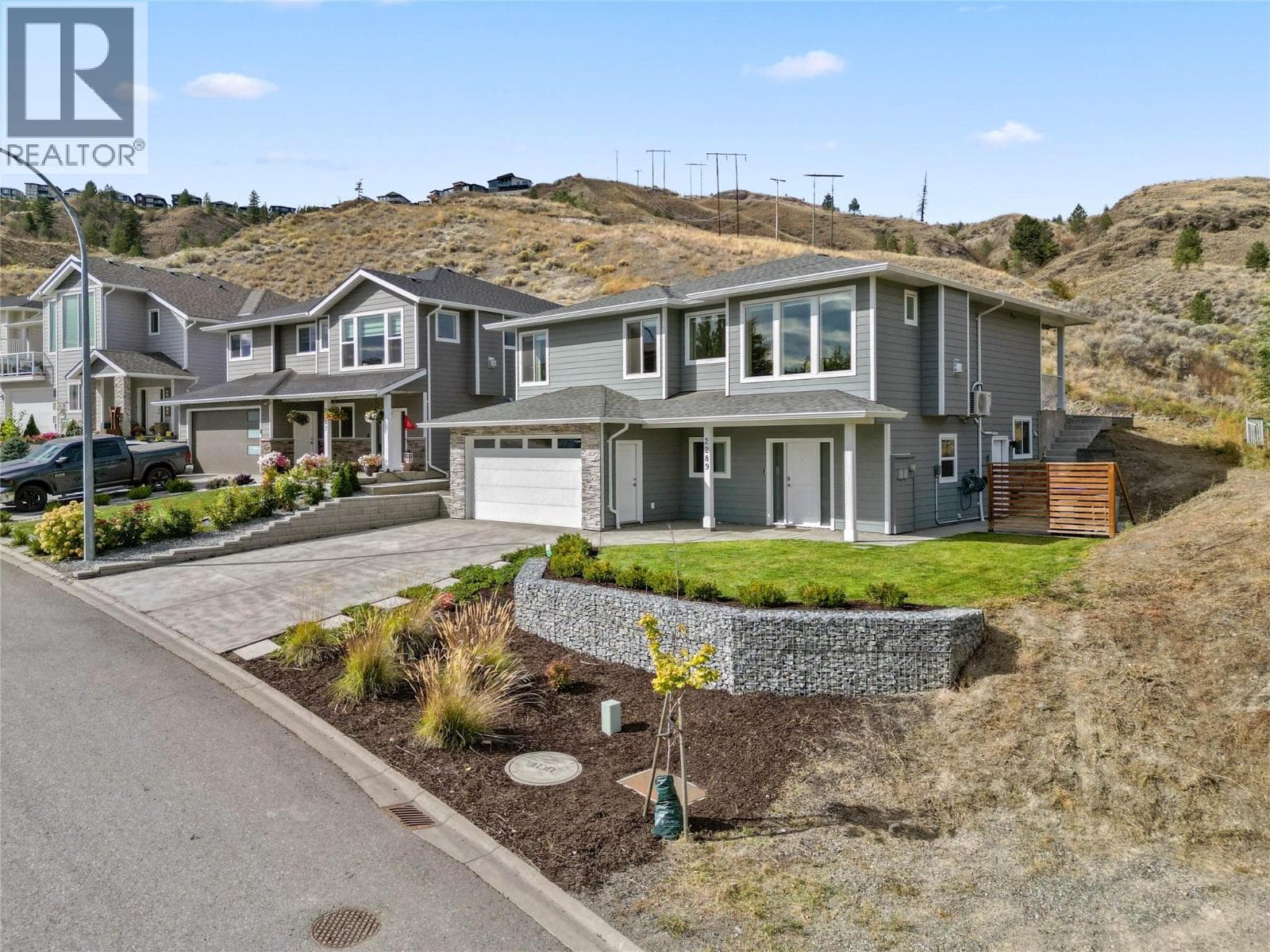 2289 GRASSLANDS Boulevard — Kamloops, British Columbia - Main photo