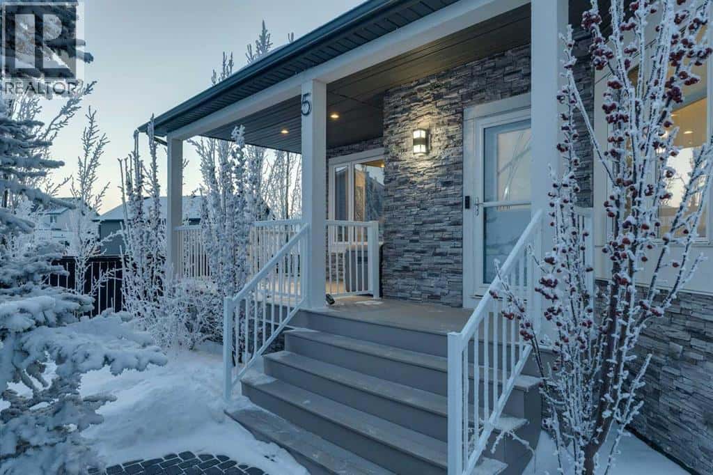 5 Henderson Bay NE — Langdon, Alberta - Photo 2 of 50