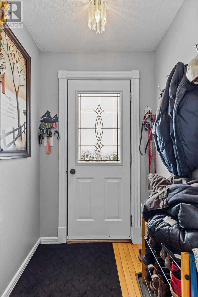 104 Church Road — Victoria, Newfoundland & Labrador - Photo 4 of 32