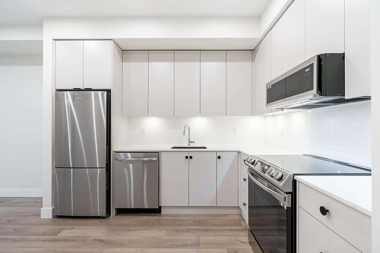 307 45511 CAMPUS DRIVE, Garrison Crossing — Chilliwack, British Columbia - Photo 5 of 22