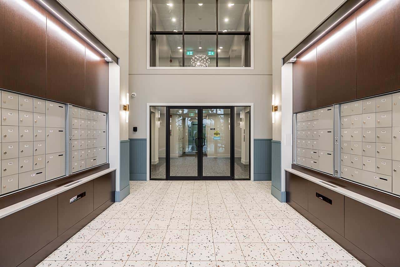 307 45511 CAMPUS DRIVE, Garrison Crossing — Chilliwack, British Columbia - Photo 3 of 22