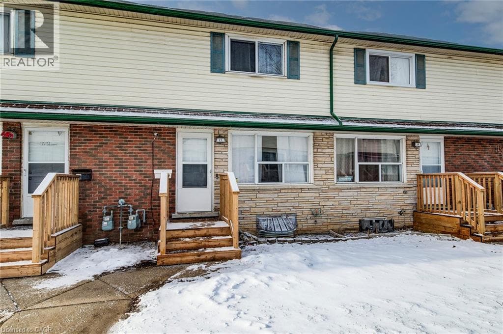 164 JANSEN Avenue Unit# 15 — Kitchener, Ontario - Main photo