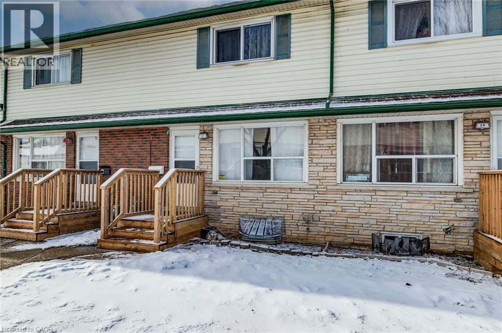 164 JANSEN Avenue Unit# 15 — Kitchener, Ontario - Photo 3 of 40