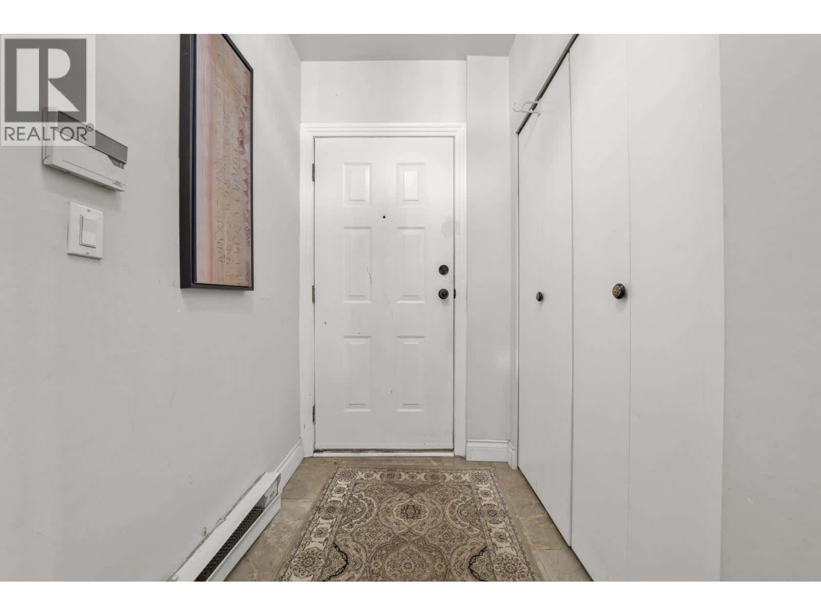 202 7288 NO. 3 ROAD — Richmond, British Columbia - Photo 4 of 27