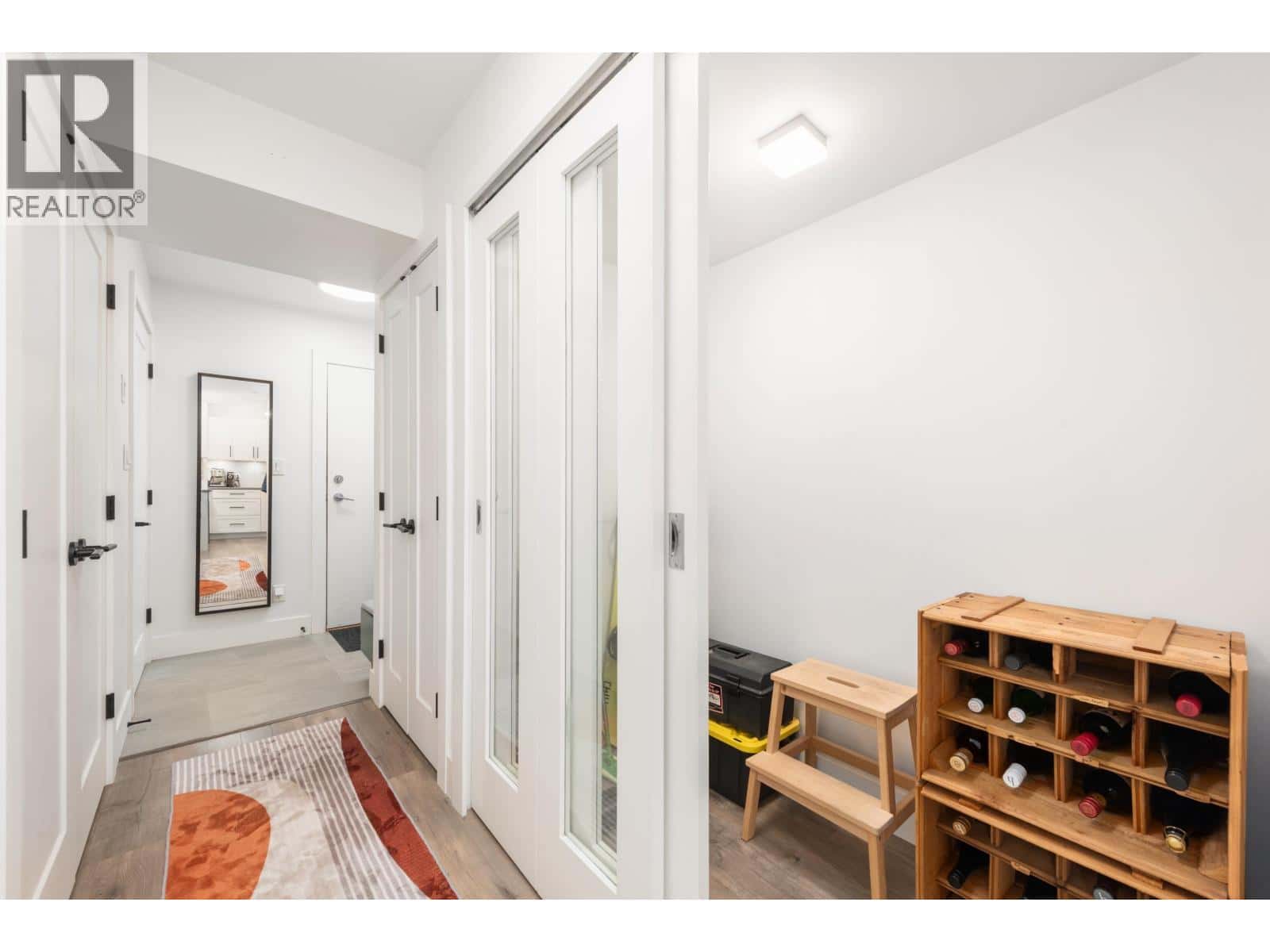 217 2150 E HASTINGS STREET — Vancouver, British Columbia - Photo 3 of 29