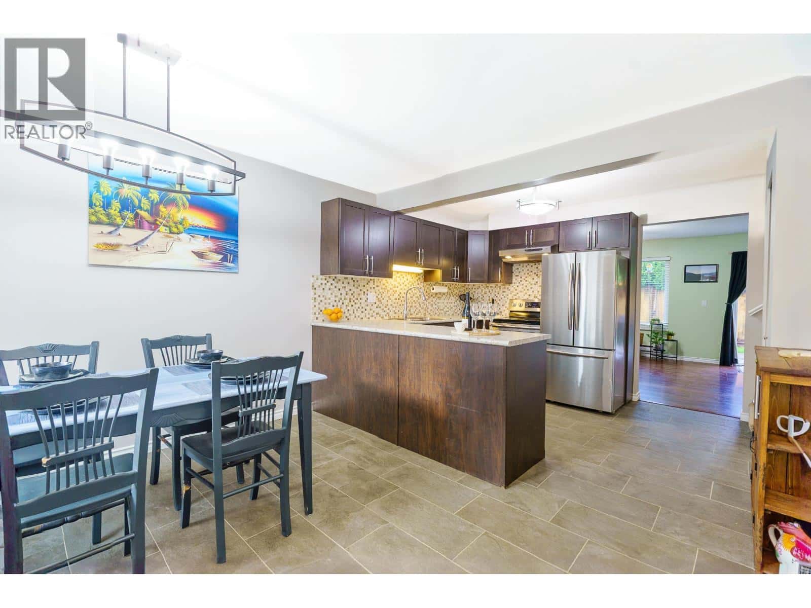 25 11757 207 STREET — Maple Ridge, British Columbia - Photo 5 of 34