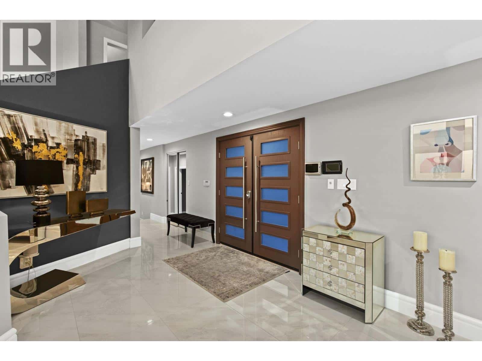 1130 EYREMOUNT DRIVE — West Vancouver, British Columbia - Photo 3 of 40