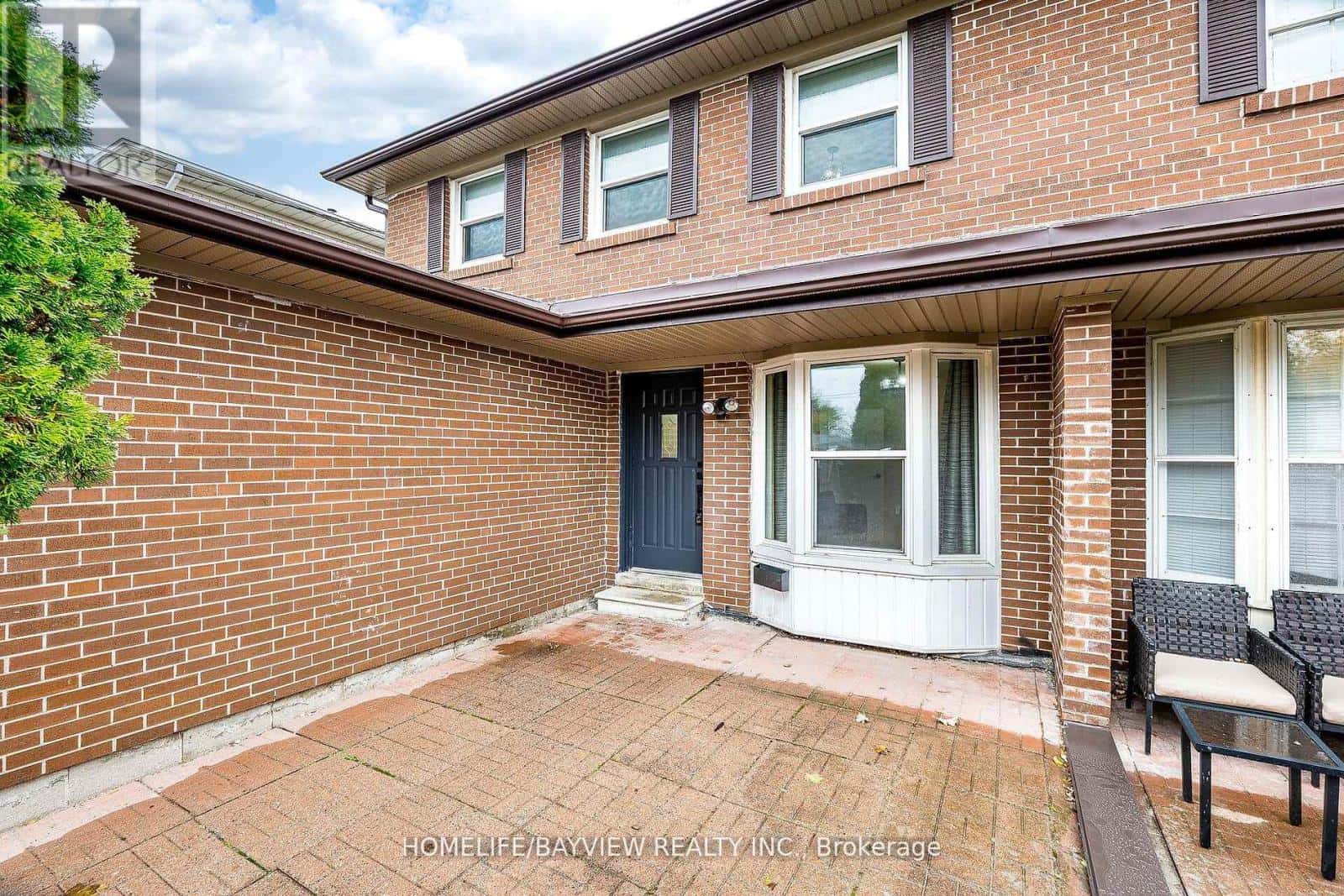 55 GREENBUSH ROAD — Toronto (Newtonbrook West), Ontario - Photo 4 of 50