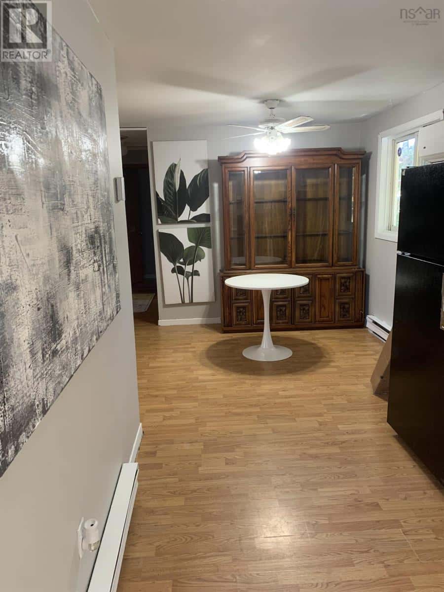 3 Alexander Crescent — Debert, Nova Scotia - Photo 5 of 43