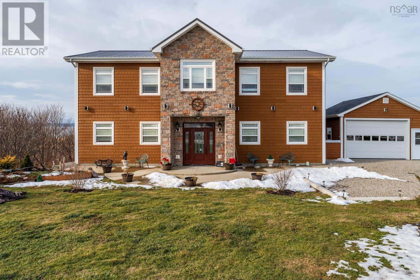 3387 Highway 1 — Belliveaus Cove, Nova Scotia - Photo 2 of 40