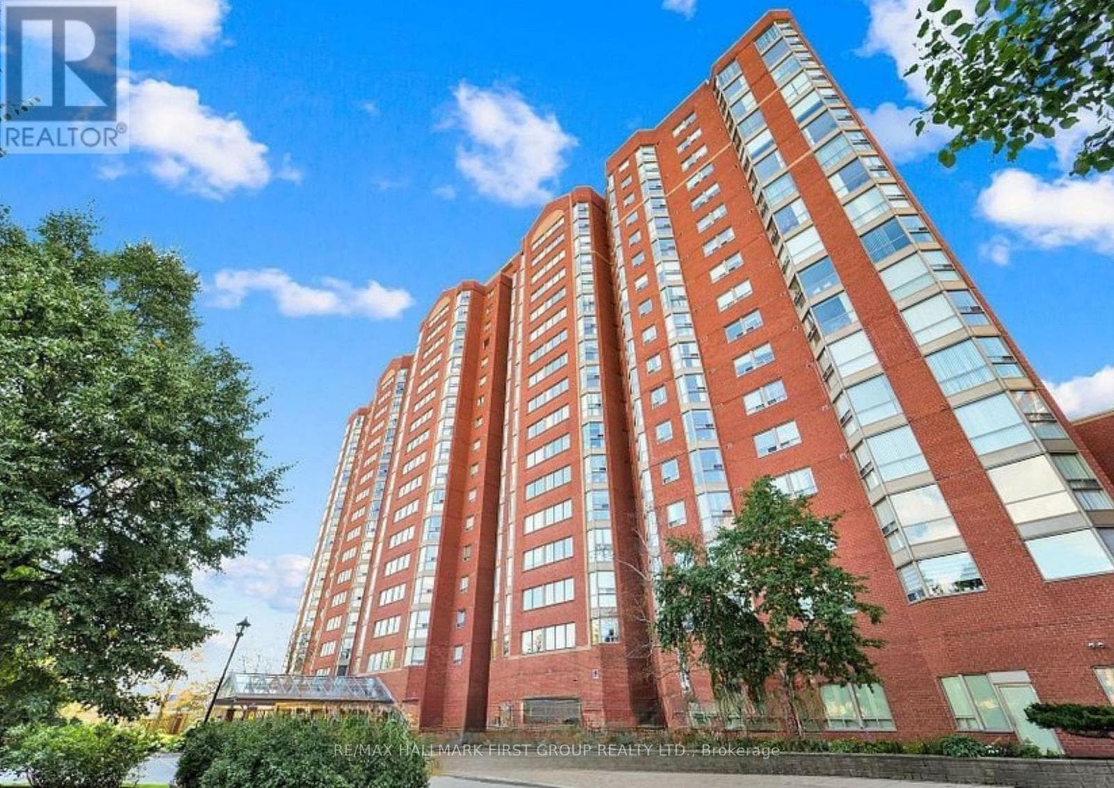 807 - 2466 EGLINTON AVENUE E — Toronto (Eglinton East), Ontario - Main photo