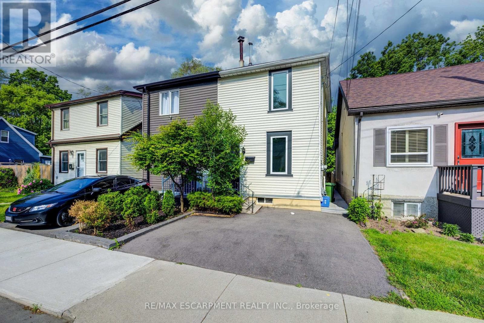 57 1/2 BREADALBANE STREET — Hamilton (Strathcona), Ontario - Main photo