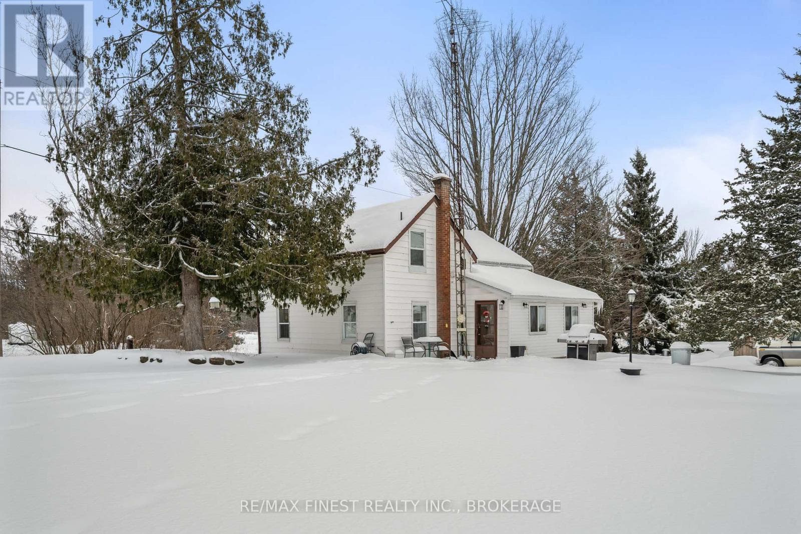 5593 PERTH ROAD CRESCENT — Frontenac (Frontenac South), Ontario - Main photo