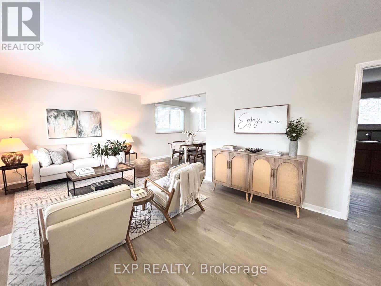 61 LARKSPUR CRESCENT — London North (North P), Ontario - Photo 3 of 25