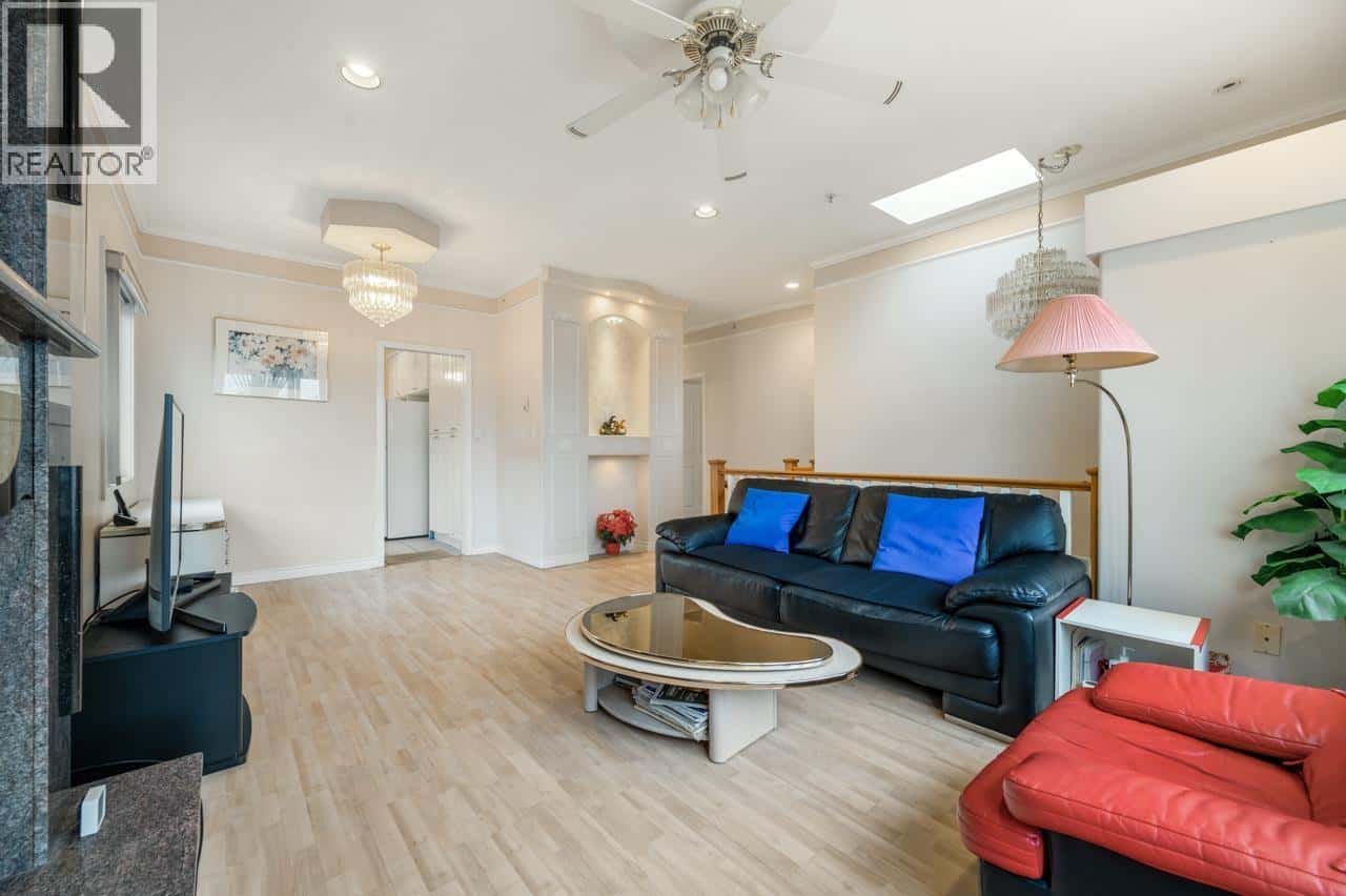 3632 E 28TH AVENUE — Vancouver, British Columbia - Photo 5 of 33