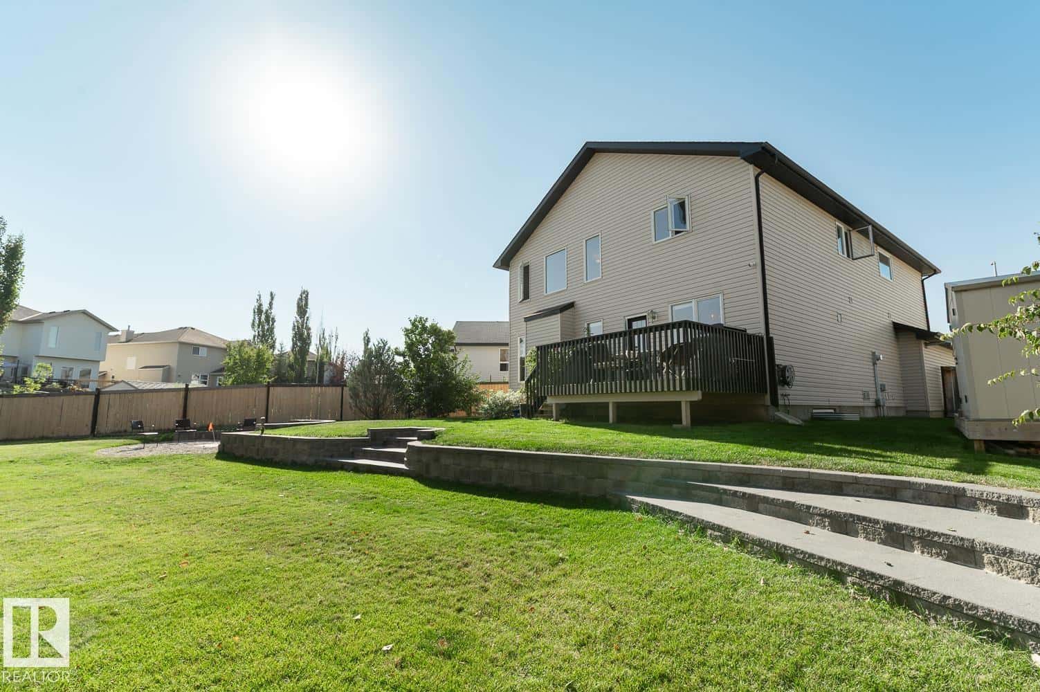 29 HANEY LD — Spruce Grove, Alberta - Photo 3 of 59