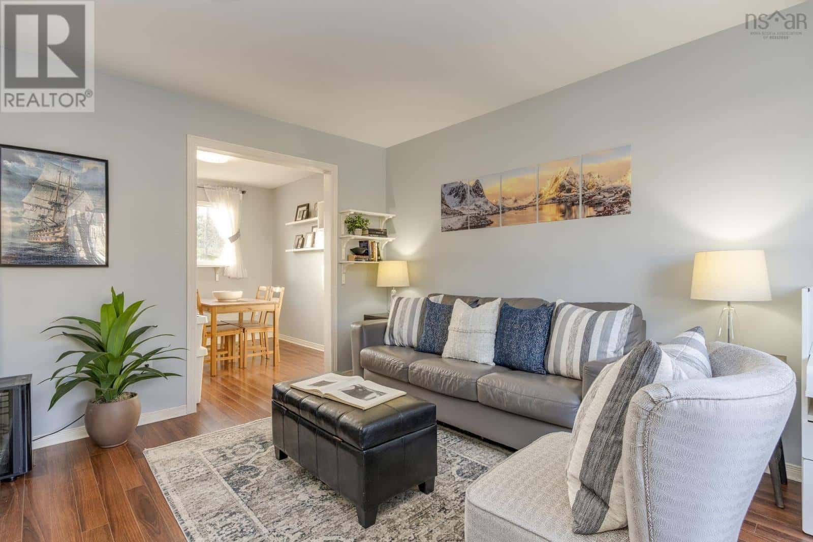 74 Circassion Drive — Dartmouth, Nova Scotia - Photo 4 of 34