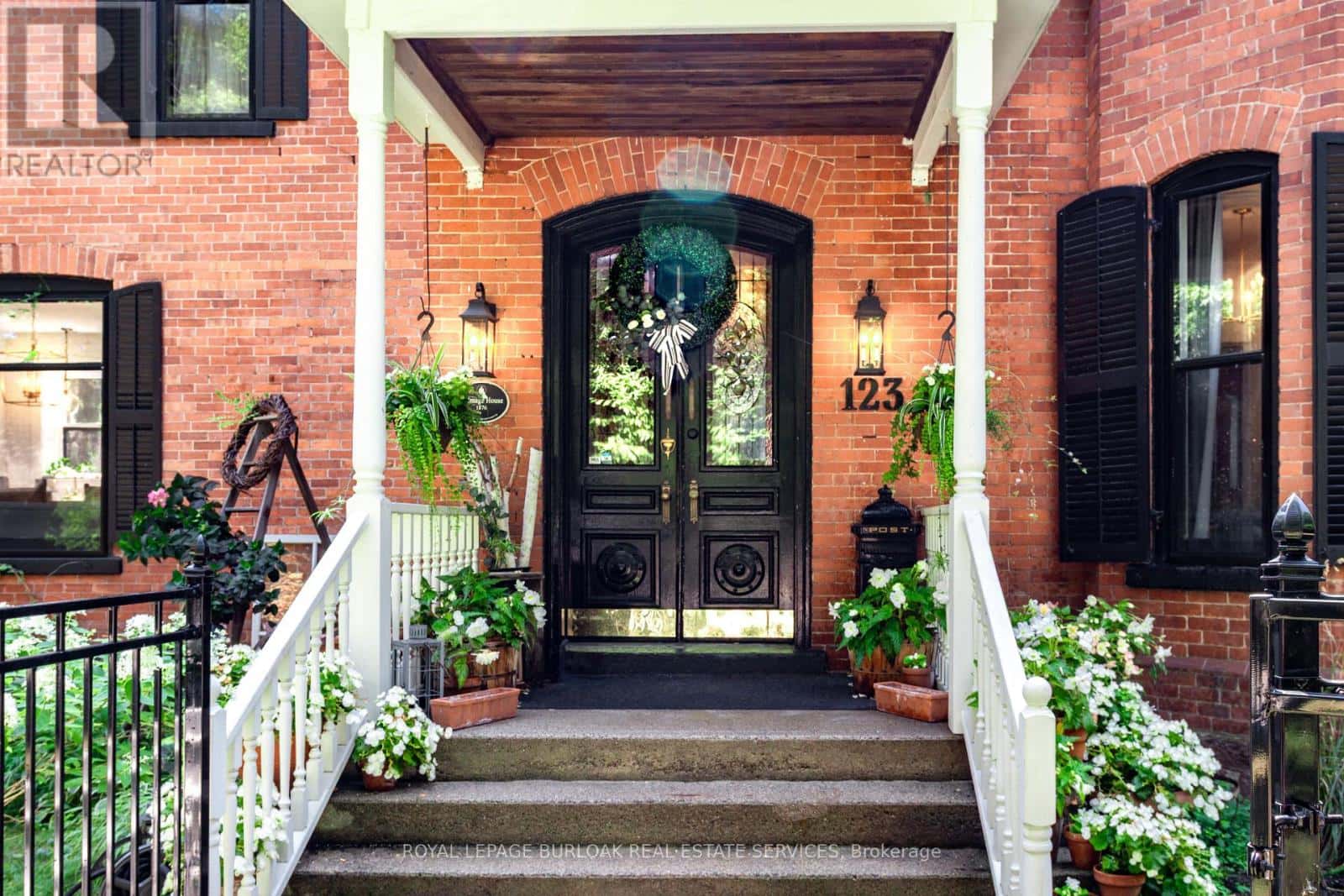 123 MAIN STREET W — Grimsby (Grimsby West), Ontario - Photo 5 of 48