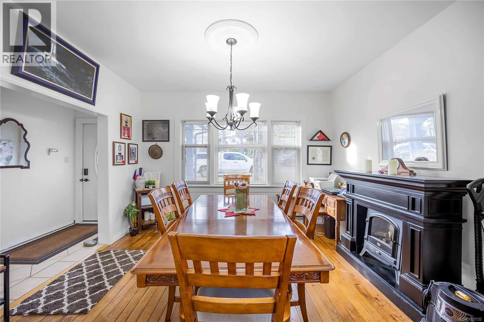 436 Kennedy St — Nanaimo, British Columbia - Photo 3 of 17