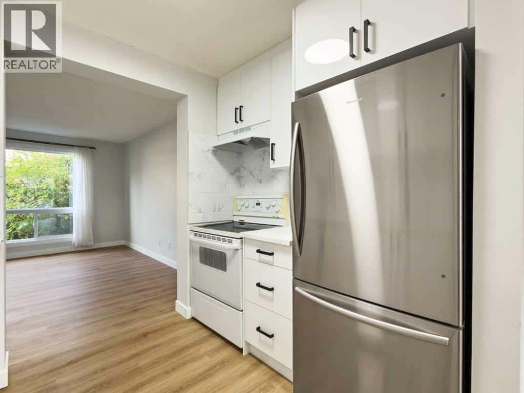 92, 6915 Ranchview Drive NW — Calgary, Alberta - Photo 3 of 22