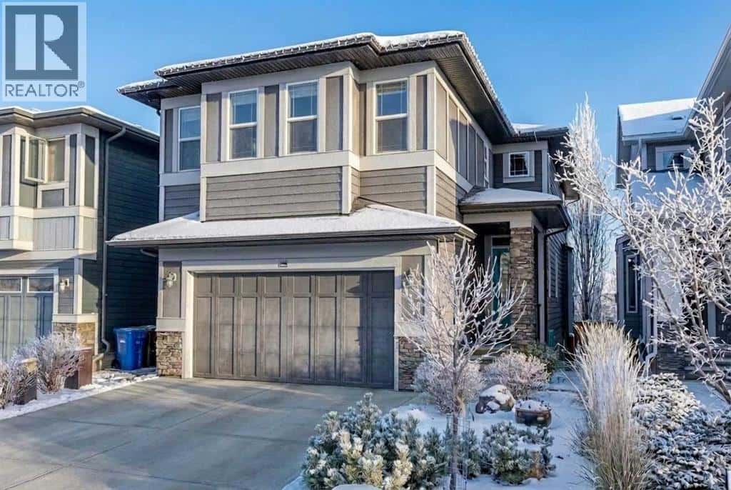 10 Cranbrook Hill SE — Calgary, Alberta - Photo 2 of 50