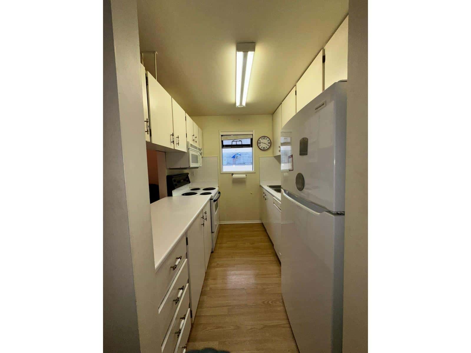 306 1526 GEORGE STREET — White Rock, British Columbia - Photo 5 of 15