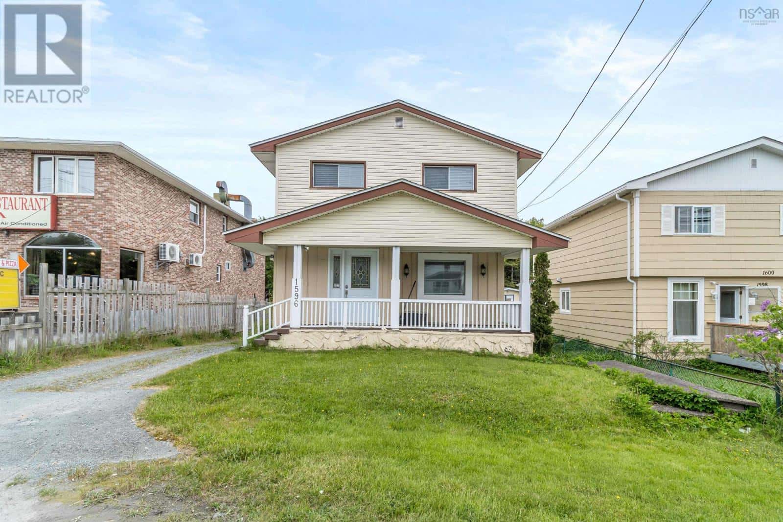 1596 St. Margaret's Bay Road — Lakeside, Nova Scotia - Photo 2 of 39