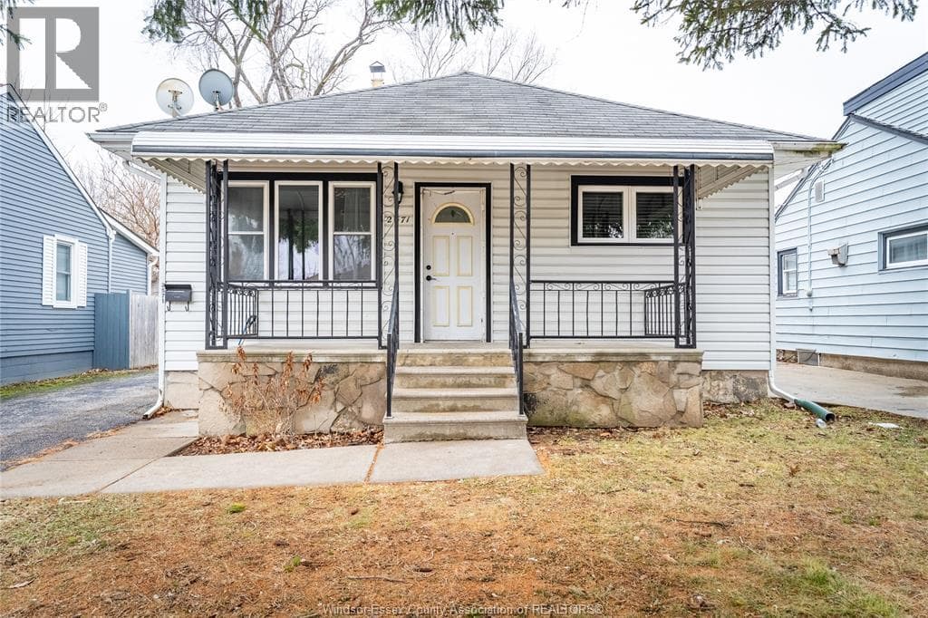 2571 MEIGHEN — Windsor, Ontario - Main photo