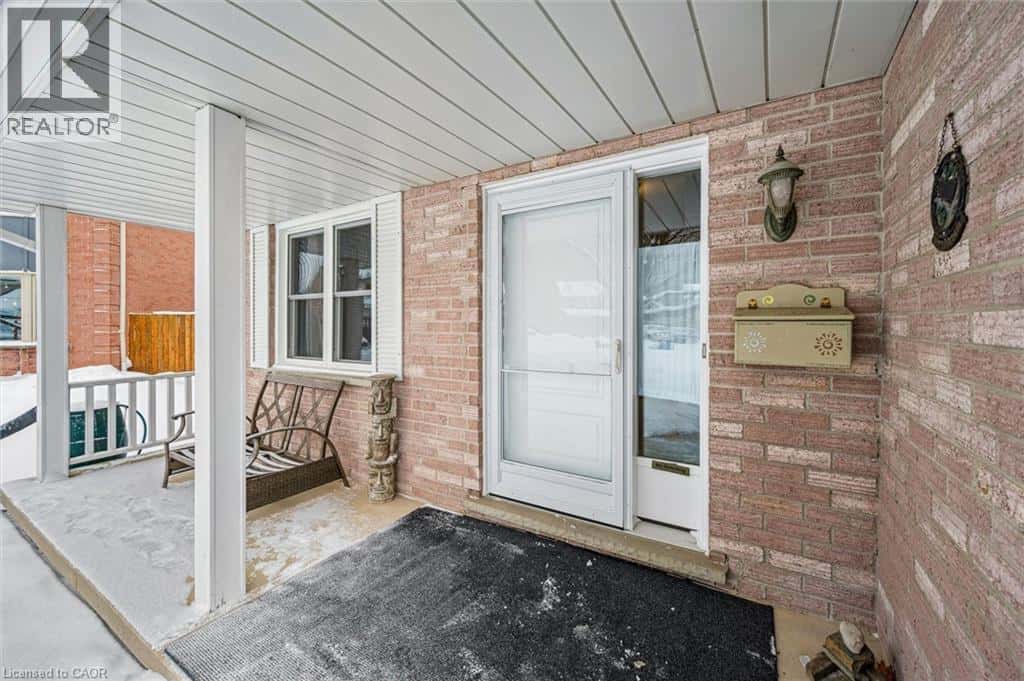 14 BITZER Court — Cambridge, Ontario - Photo 5 of 50