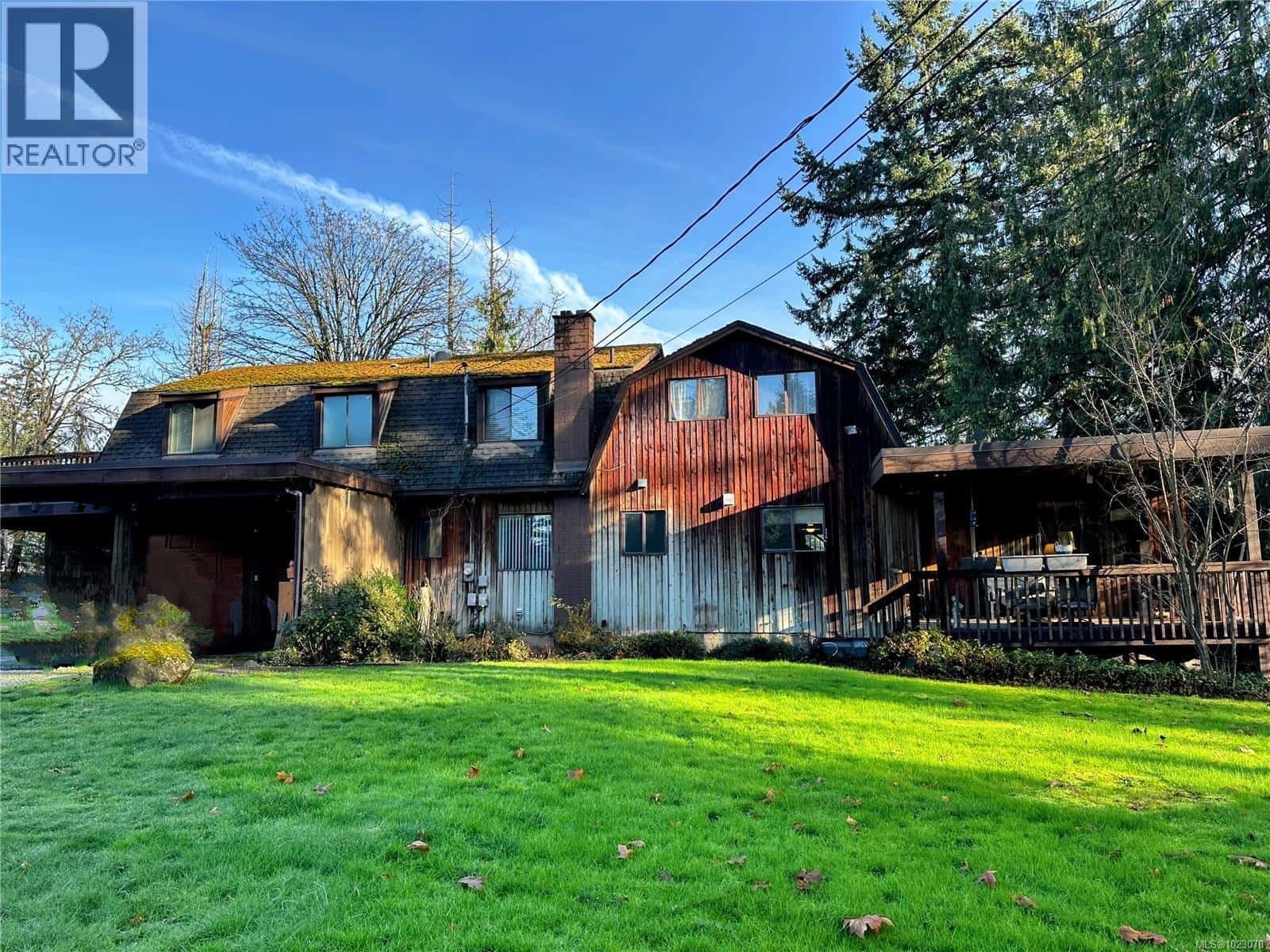 4447 Yellow Point Rd — Ladysmith, British Columbia - Photo 2 of 72