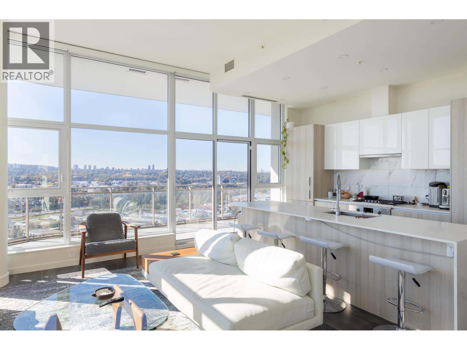 2603 5311 GORING STREET — Burnaby, British Columbia - Photo 4 of 18