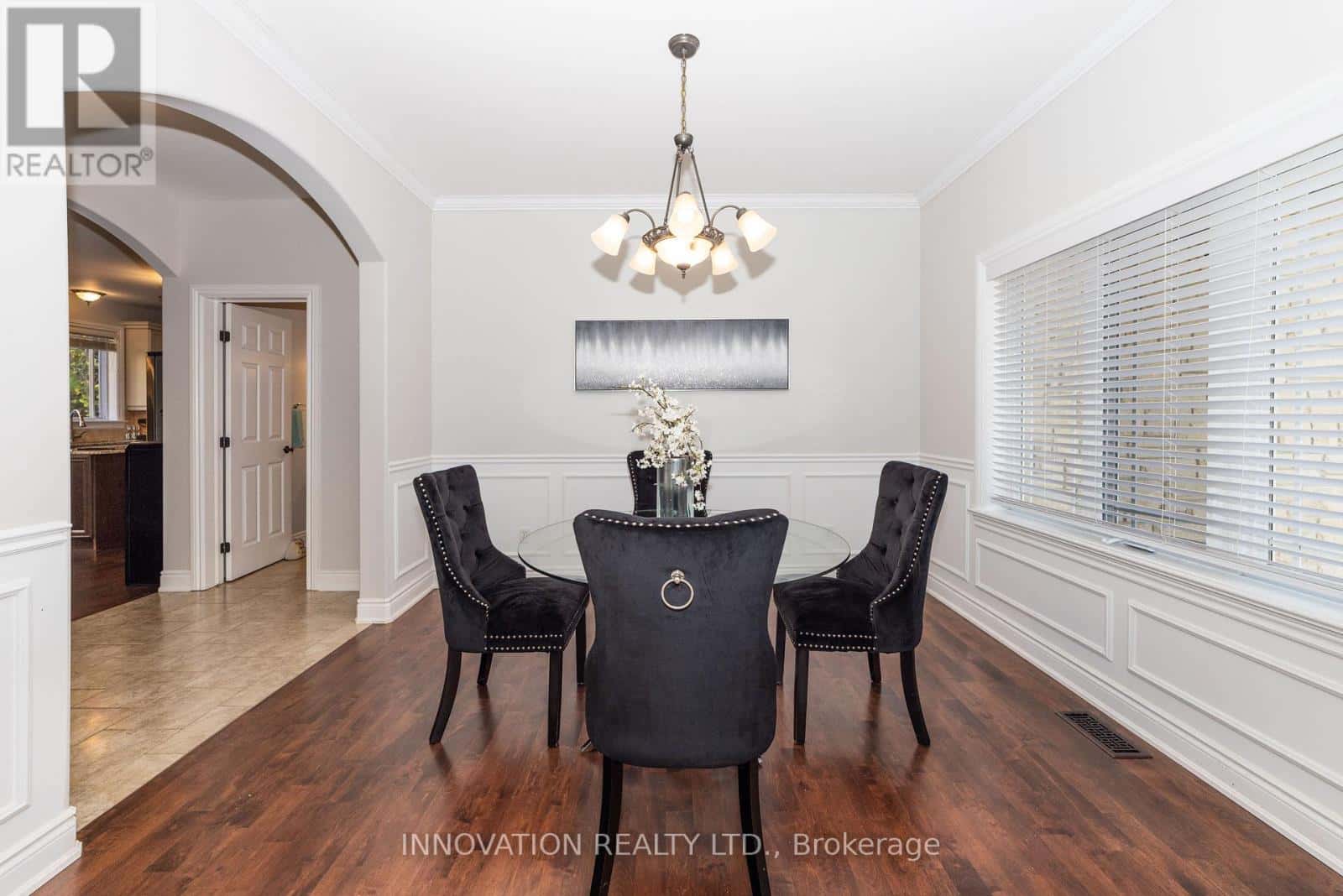 122 COUNTRY MEADOW DRIVE S — Ottawa, Ontario - Photo 5 of 50