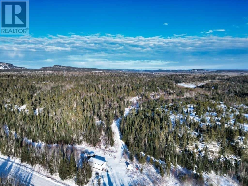 254 Brunner Road — Dorion, Ontario - Photo 3 of 24