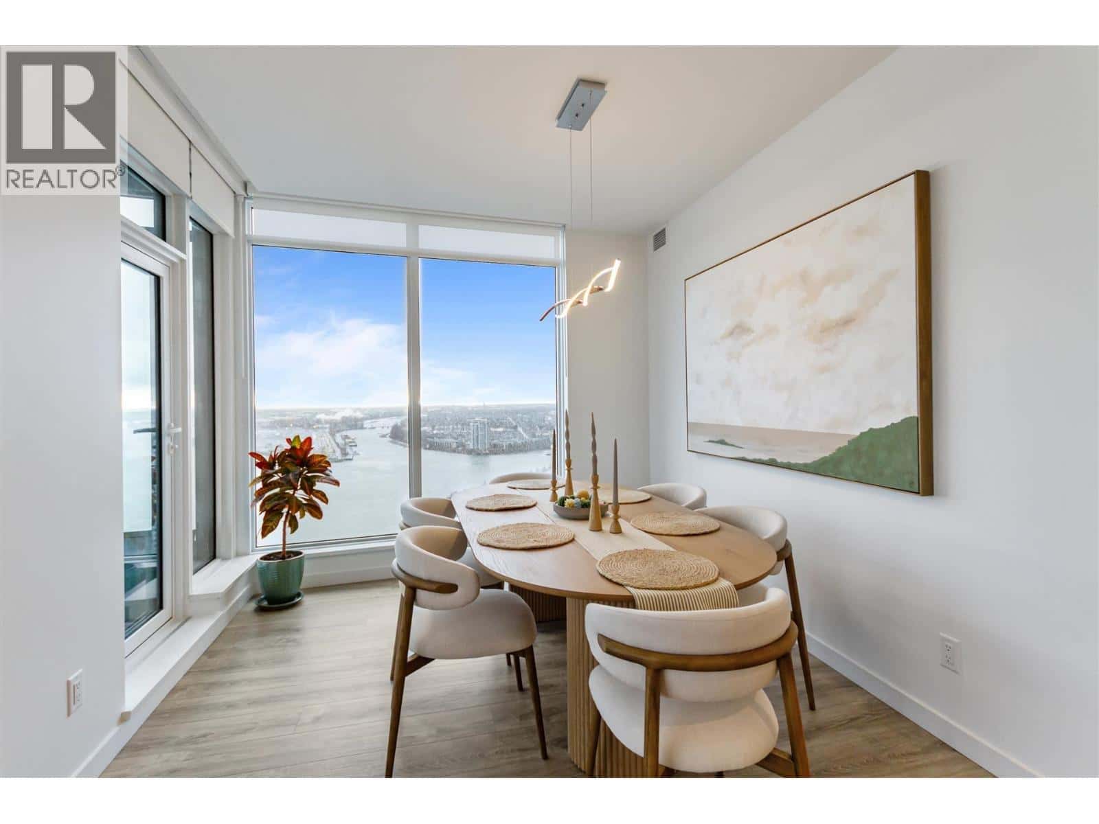 3208 680 QUAYSIDE DRIVE — New Westminster, British Columbia - Photo 3 of 31